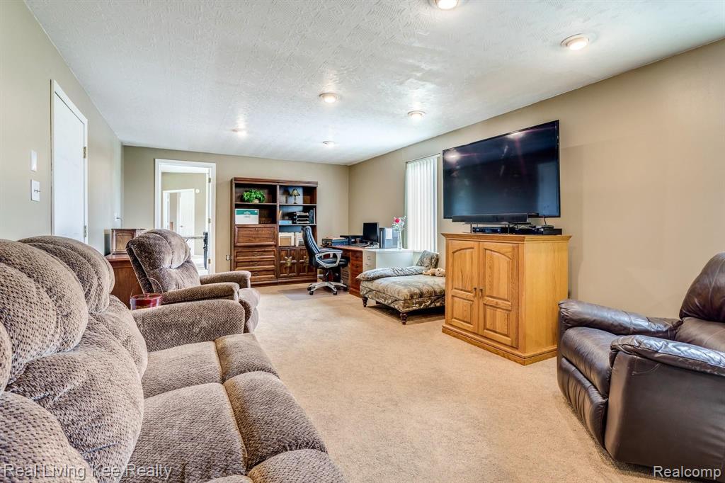 6300 State Road Fort Gratiot, MI 48059 - Photo 21 of 51