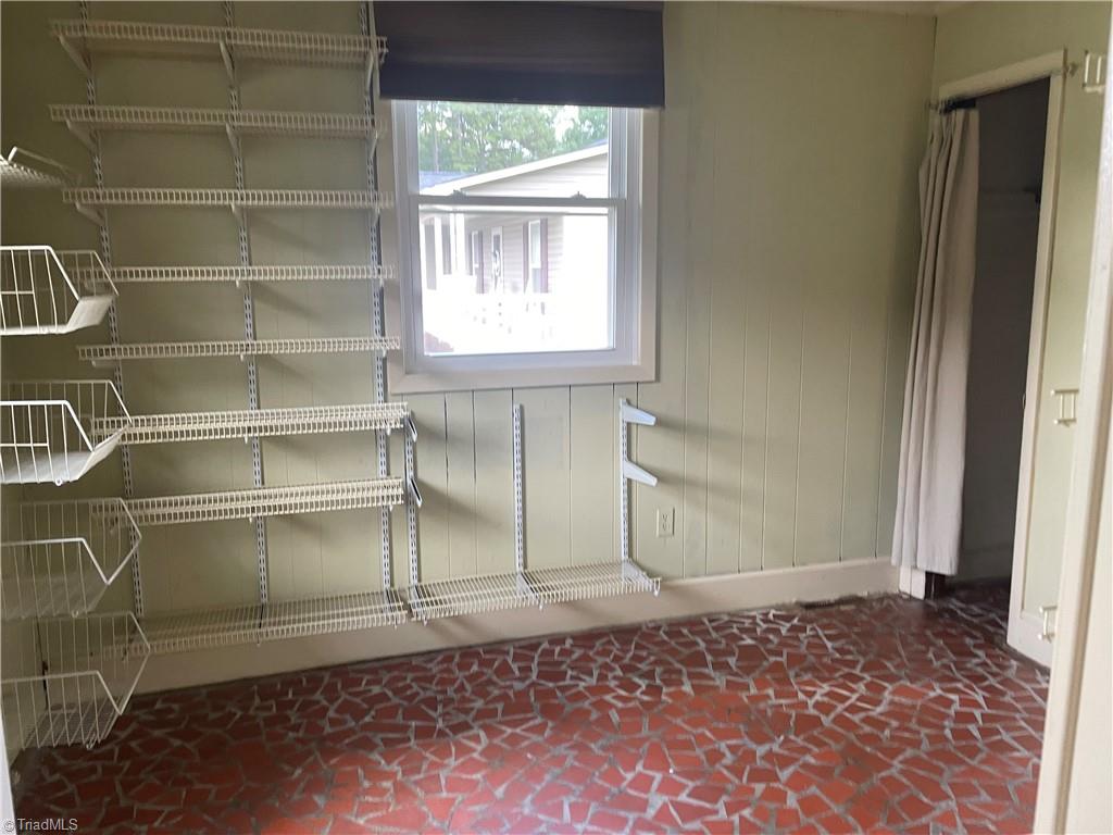 1805 Bringle Ferry Road, Unit 1805 Salisbury, NC 28146 - Photo 16 of 25 Pantry