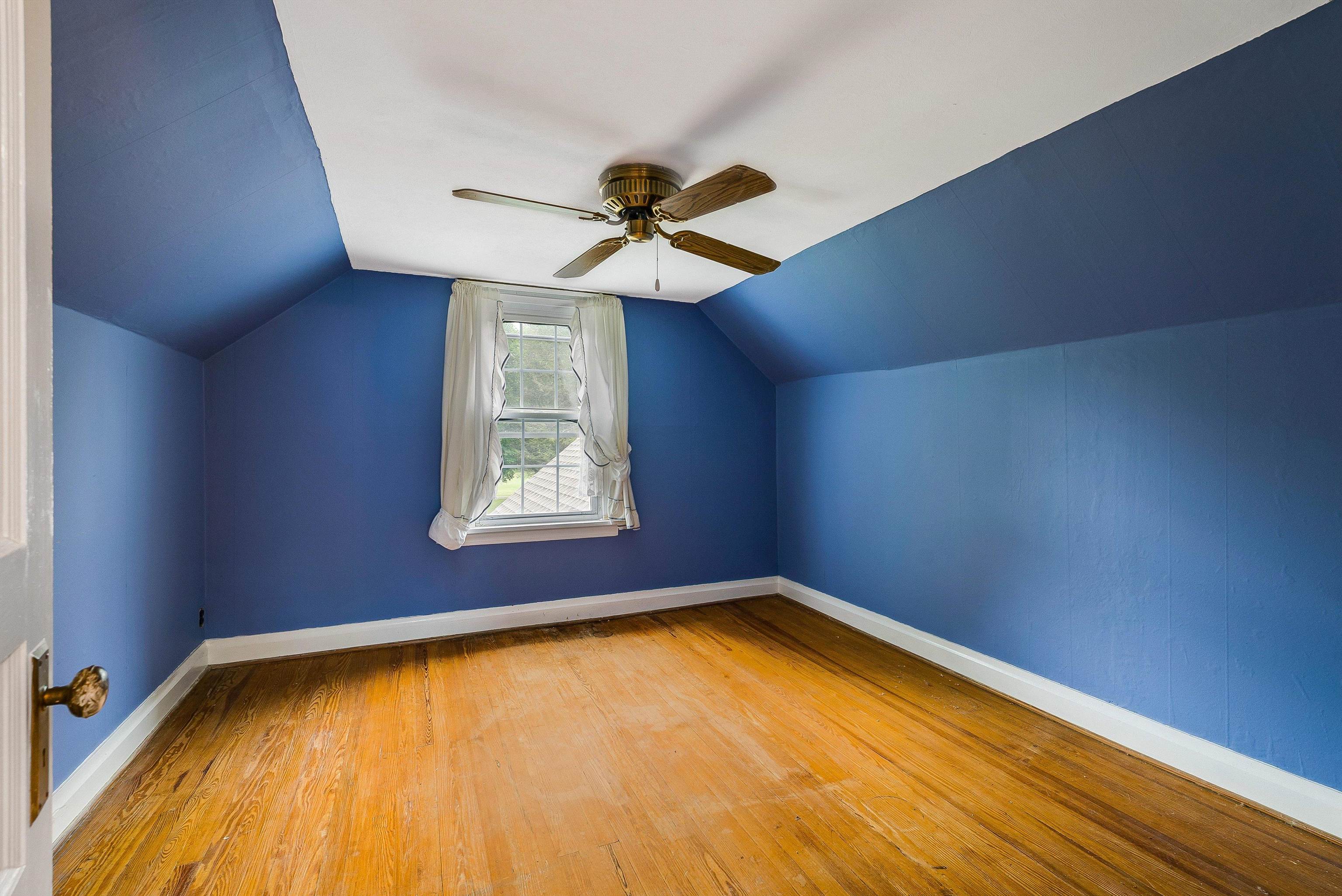 2156 Lyndhurst Road Waynesboro, VA 22980 - Photo 16 of 35 a view of a room with windows