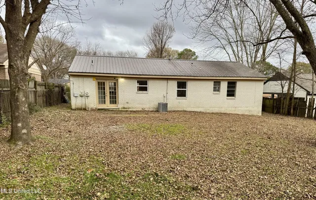 $1,395 | 8241 Ashbrook Drive, Southaven, MS 38671