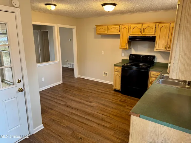 $1,395 | 8241 Ashbrook Drive, Southaven, MS 38671