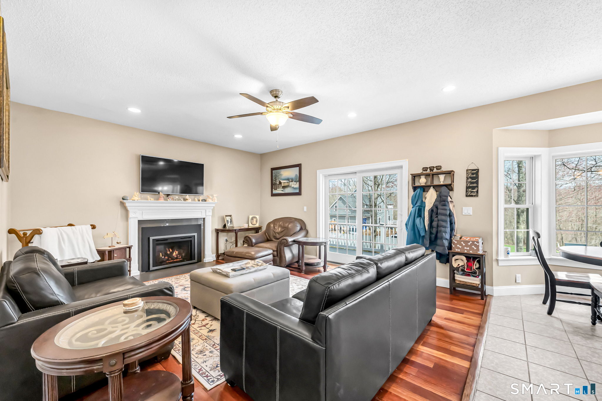 977 Sheldon Street Suffield, CT 06093 - Photo 13 of 44