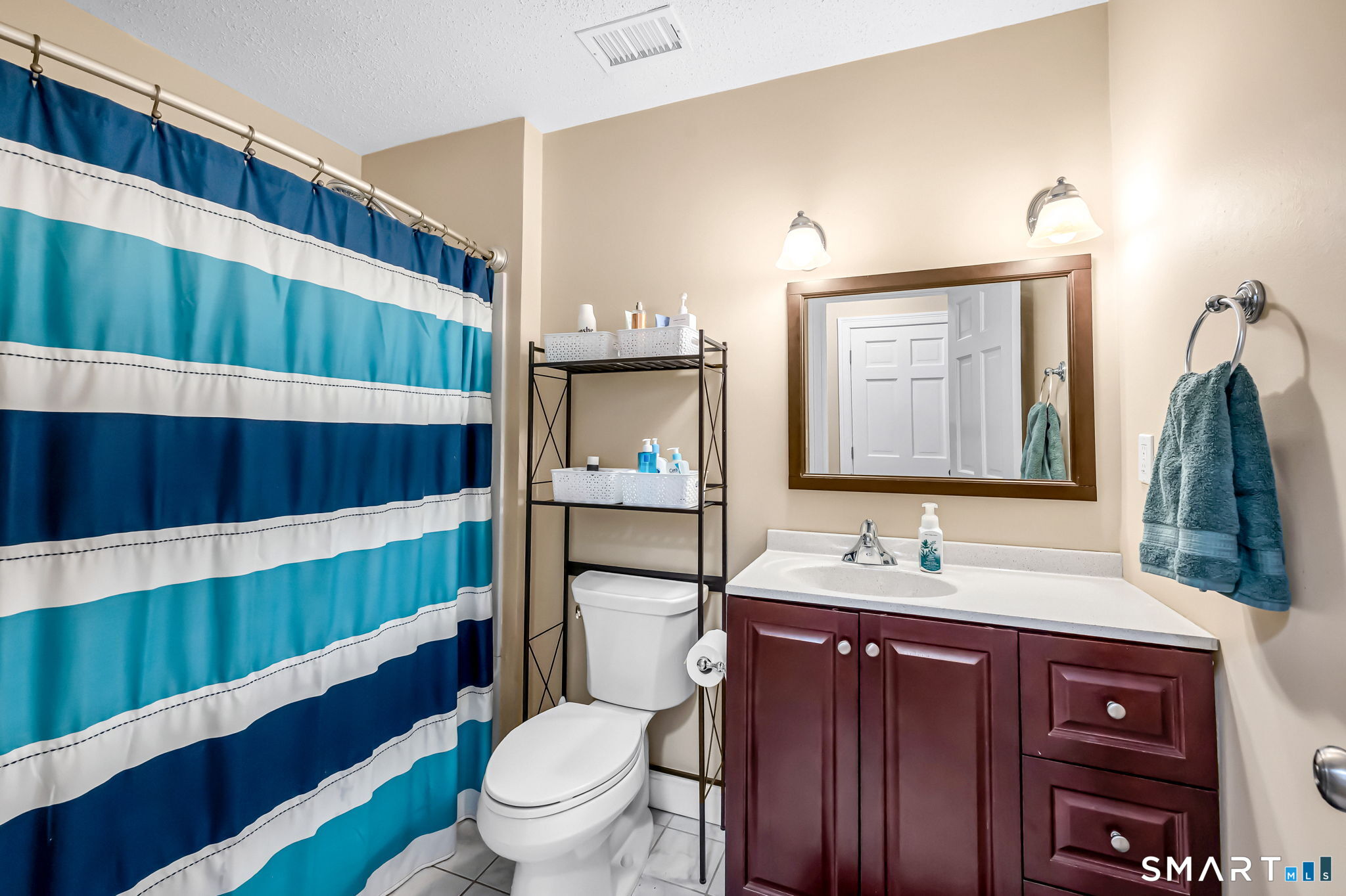 977 Sheldon Street Suffield, CT 06093 - Photo 35 of 44