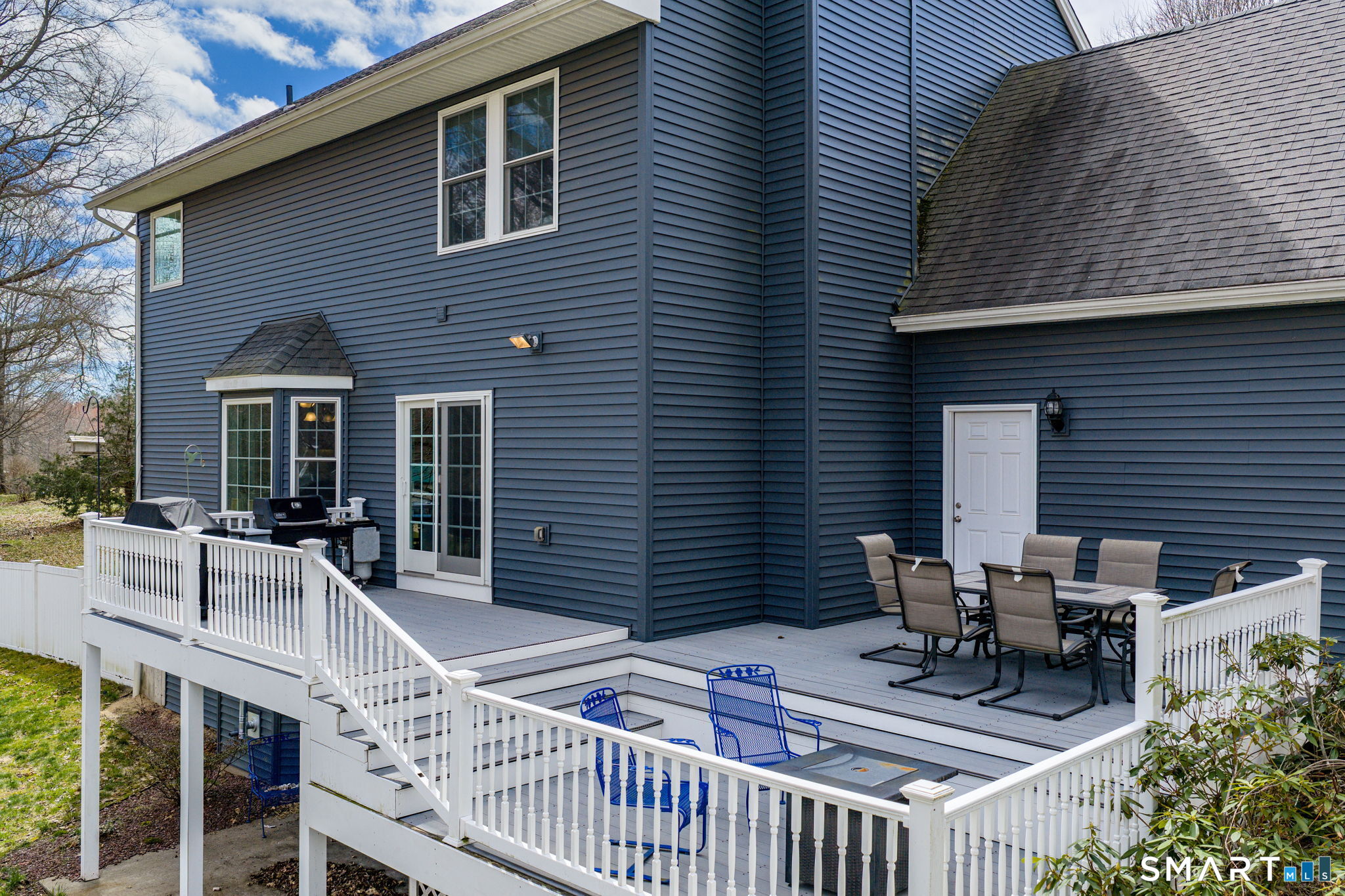 977 Sheldon Street Suffield, CT 06093 - Photo 5 of 44