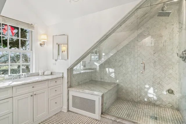 $885,000 | 240 Elm Road, Barrington, IL 60010