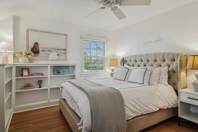 $885,000 | 240 Elm Road, Barrington, IL 60010