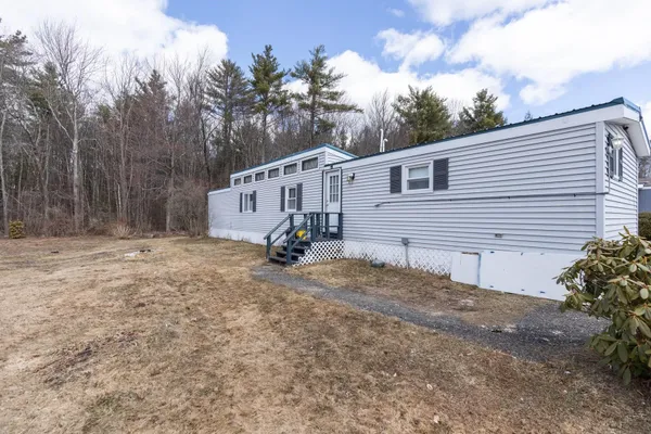 $130,000 | 196 New Hillcrest Drive, Greenville, NH 03048