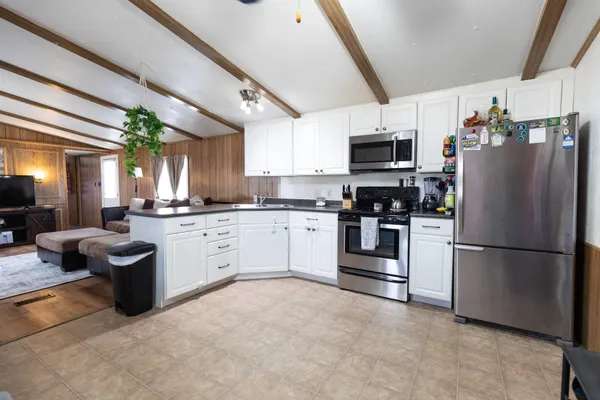 $130,000 | 196 New Hillcrest Drive, Greenville, NH 03048