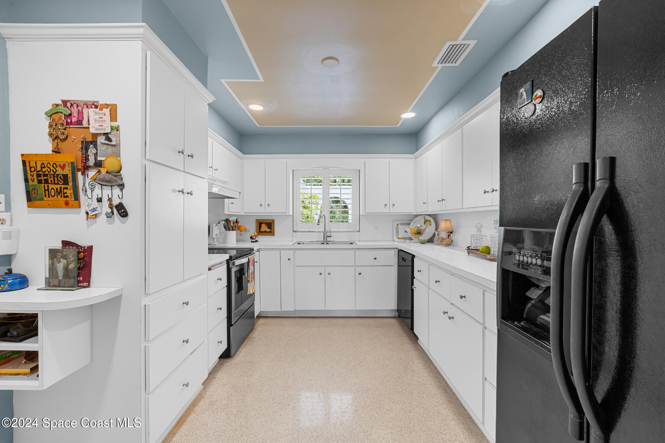2051 Bali Road Cocoa Beach, FL 32931 - Photo 5 of 33