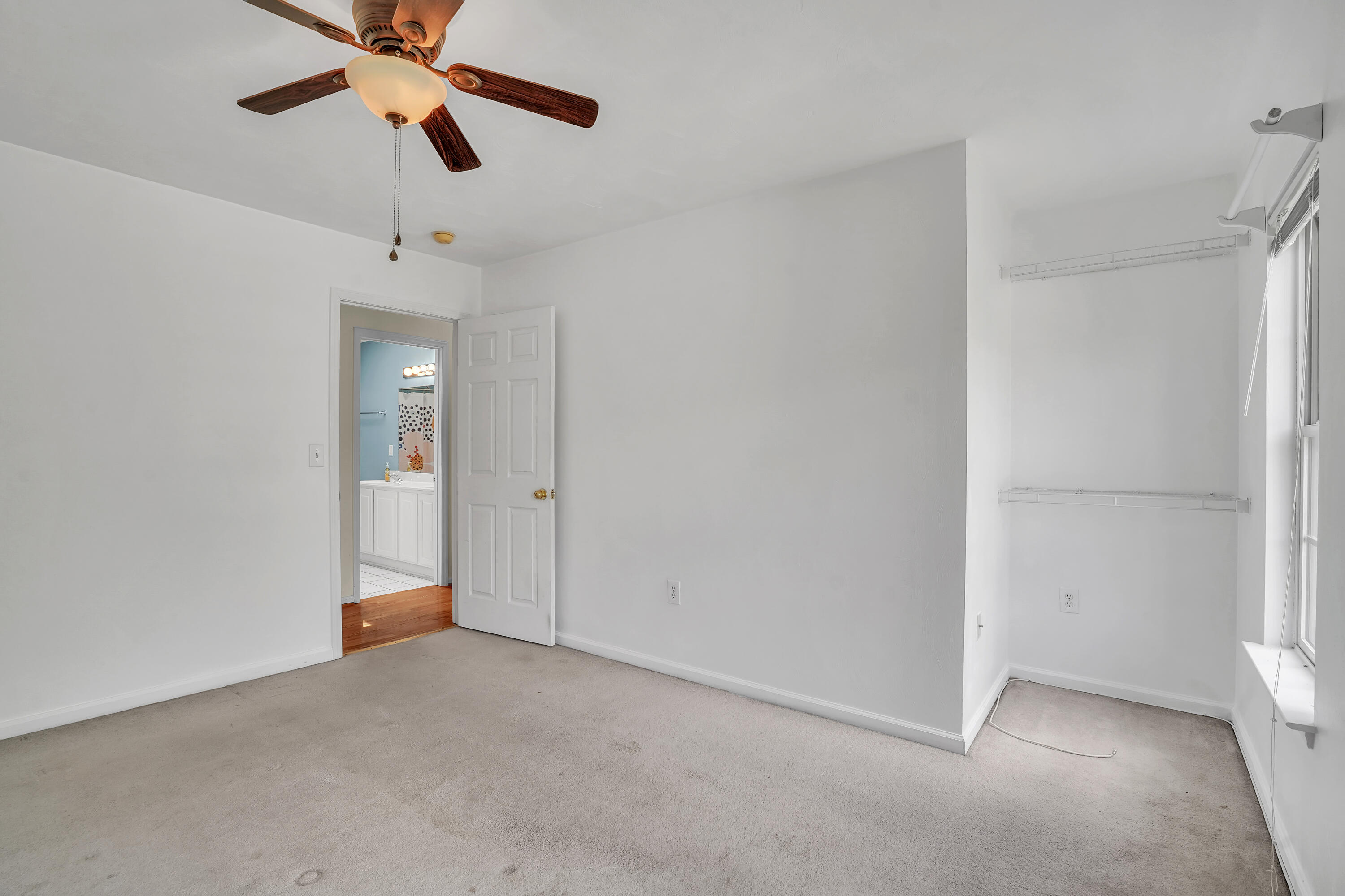 7607 Peebles Lane Roanoke, VA 24018 - Photo 21 of 57 wooden floor in an empty room