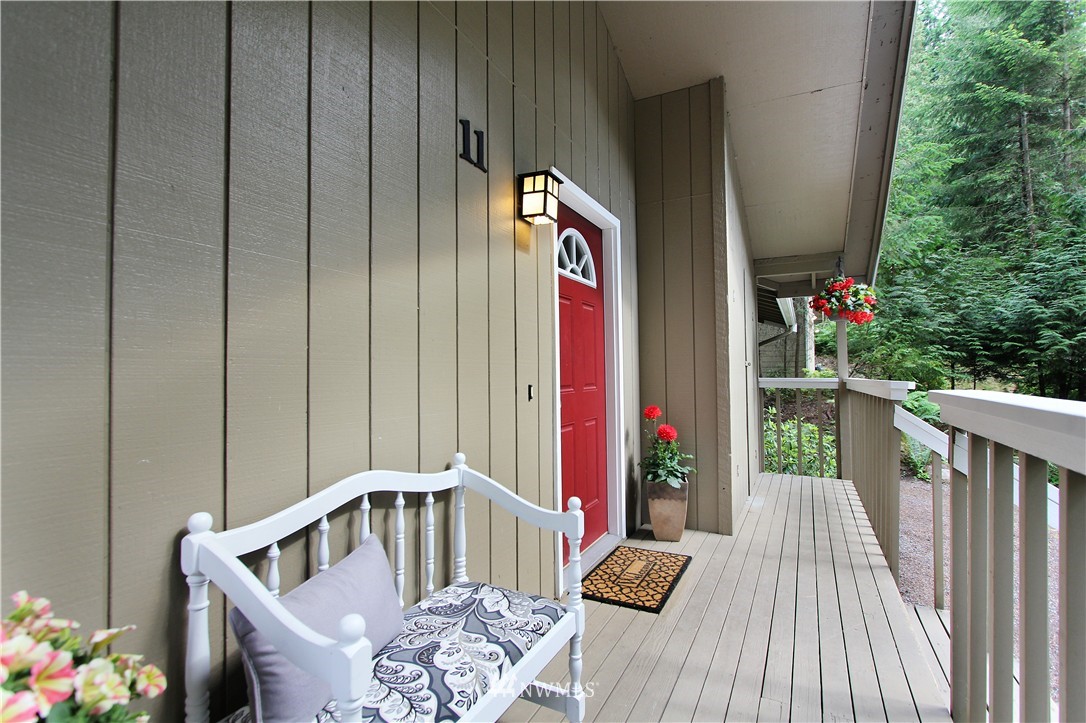 11 Jasper Ridge Lane Bellingham, WA 98229 - Photo 2 of 23 Gallery Image 2