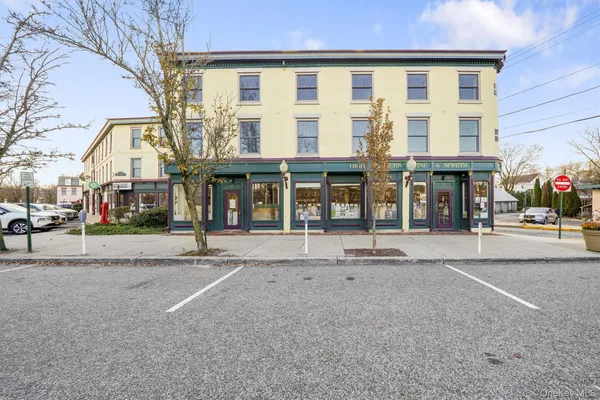 $2,000 | 20 Walker Street, Unit 4, Goshen, NY 10924