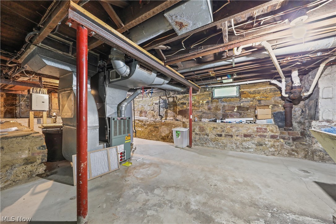 773 Dan Street Akron, OH 44310 - Photo 24 of 47 Gallery Image 24