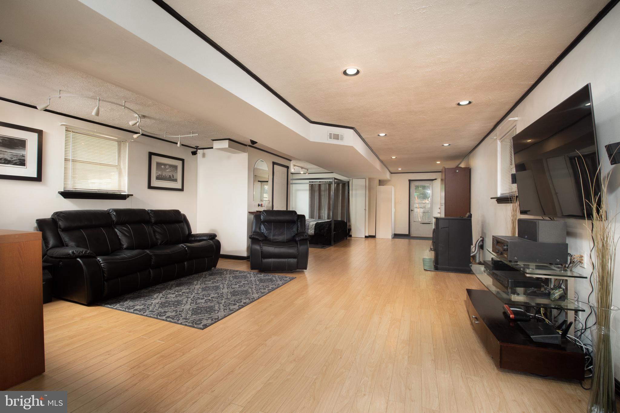 542 Elizabeth Lane Glen Burnie, MD 21061 - Photo 13 of 21