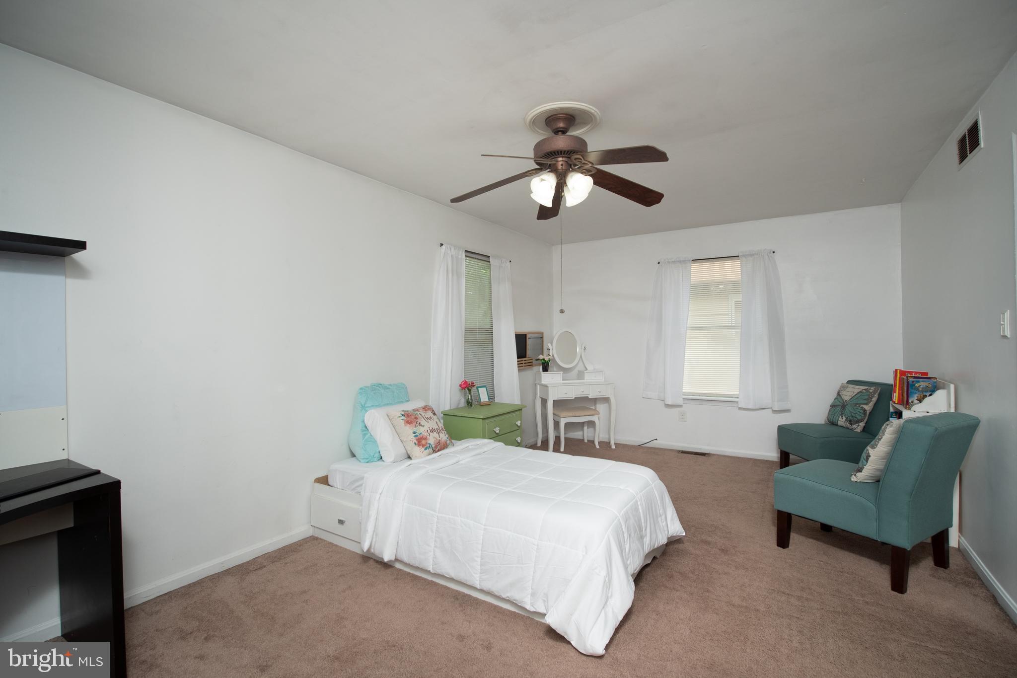 542 Elizabeth Lane Glen Burnie, MD 21061 - Photo 9 of 21