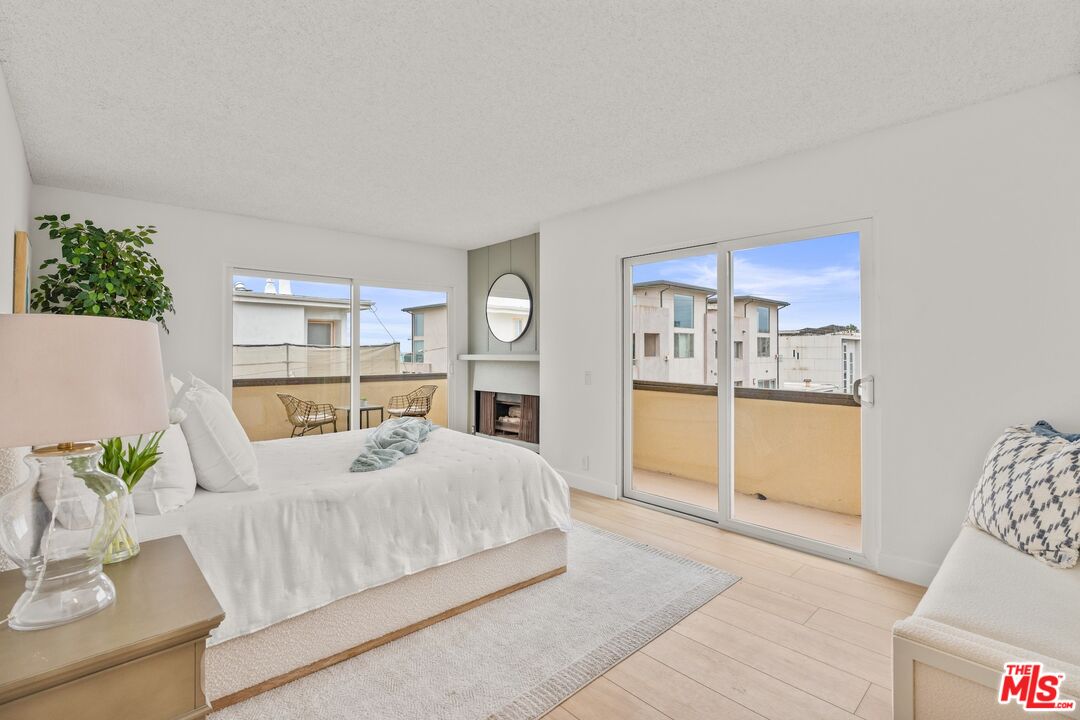 16 Quarterdeck Street, Unit 301 Marina del Rey, CA 90292 - Photo 15 of 30