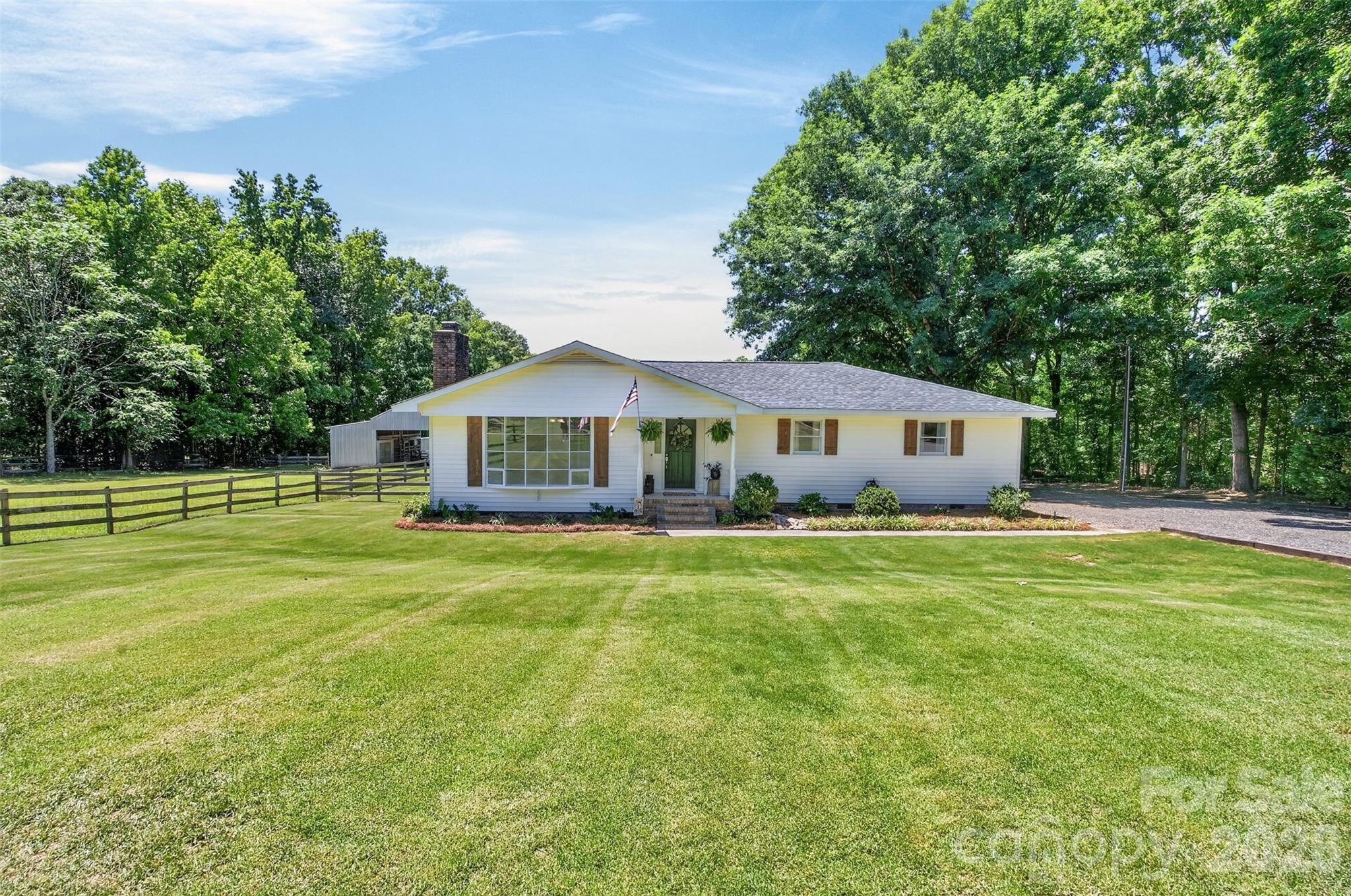 1609 State Road 464 Chester, SC 29706 - Photo 2 of 48
