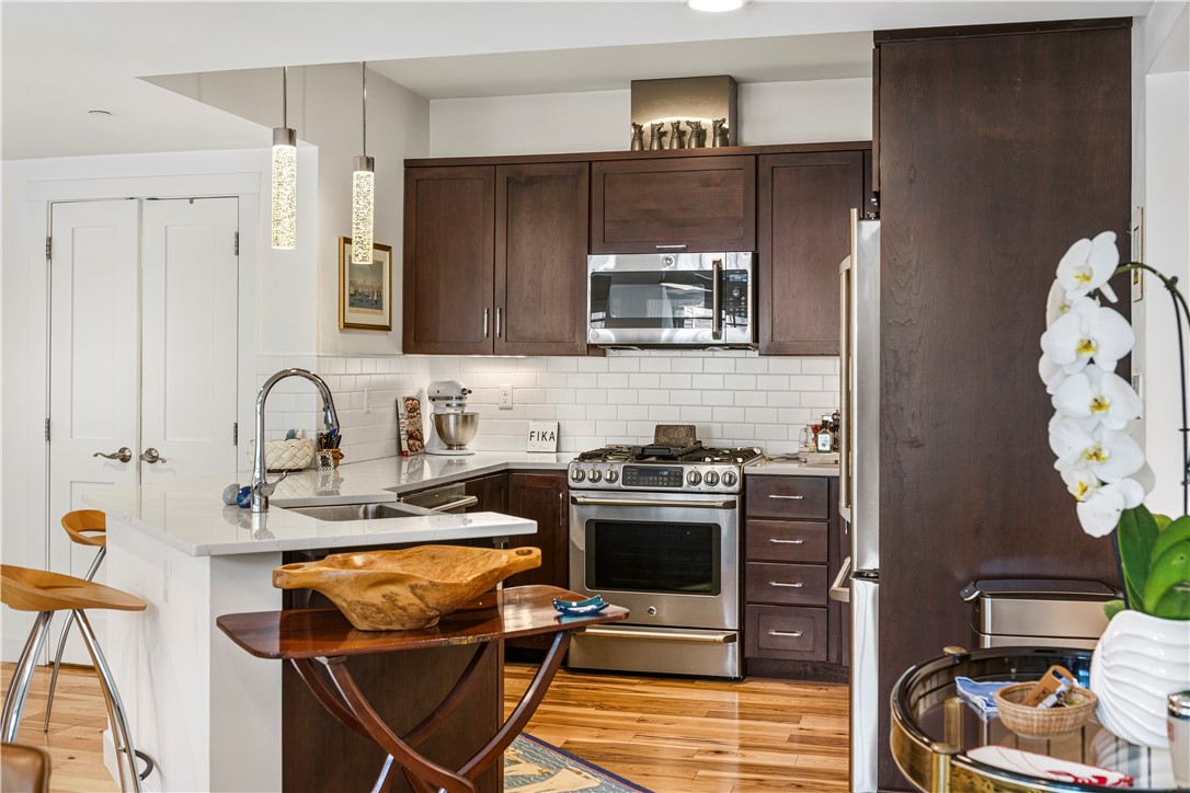 27 High Street, Unit 2 Newport, RI 02840 - Photo 16 of 46