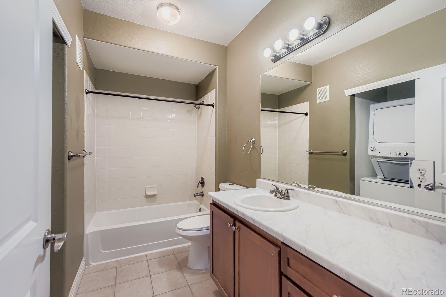 9059 East Panorama Circle, Unit 309 Centennial, CO 80112 - Photo 10 of 11