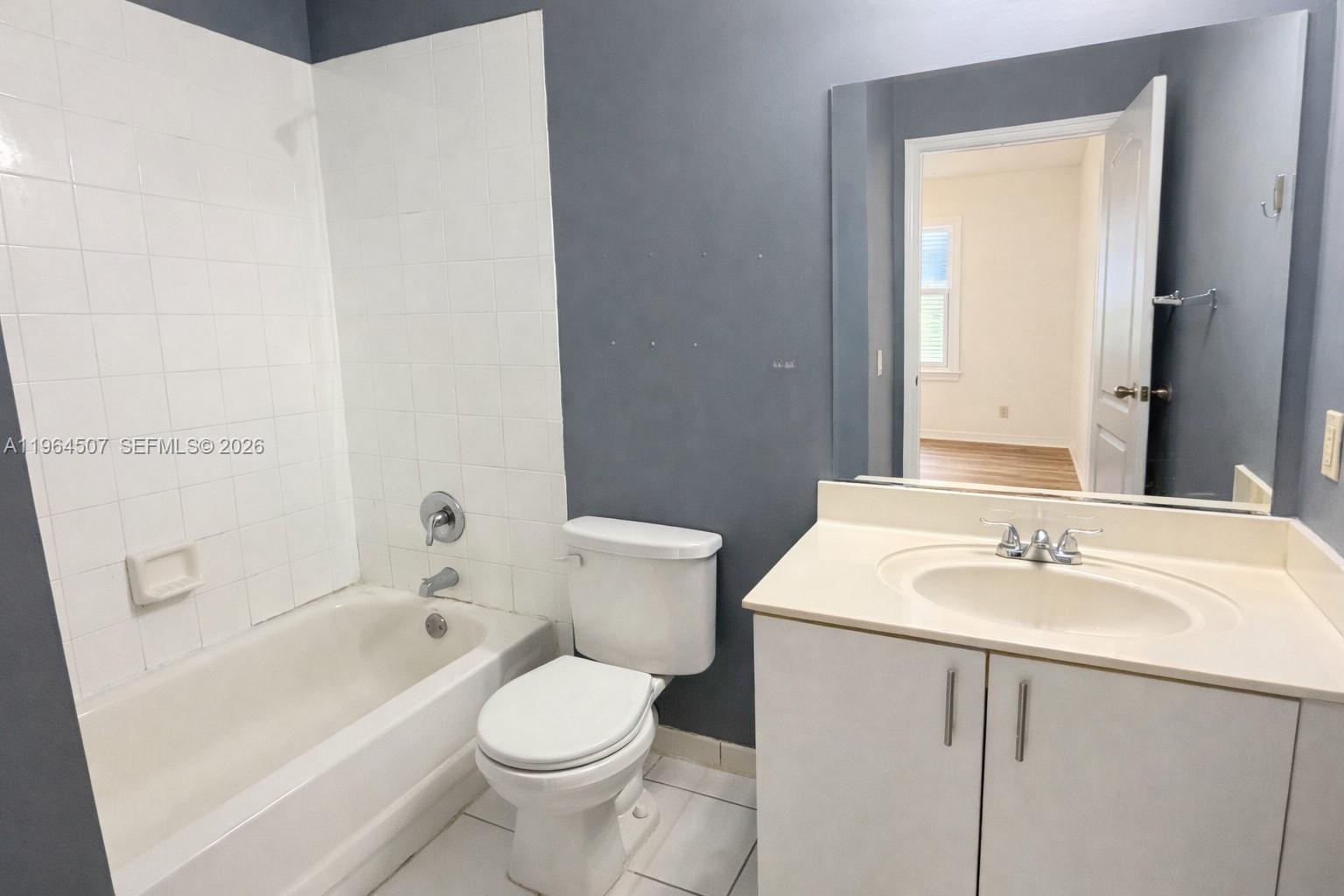 835 Northeast 212th Terrace, Unit 4 Miami, FL 33179 - Photo 15 of 21