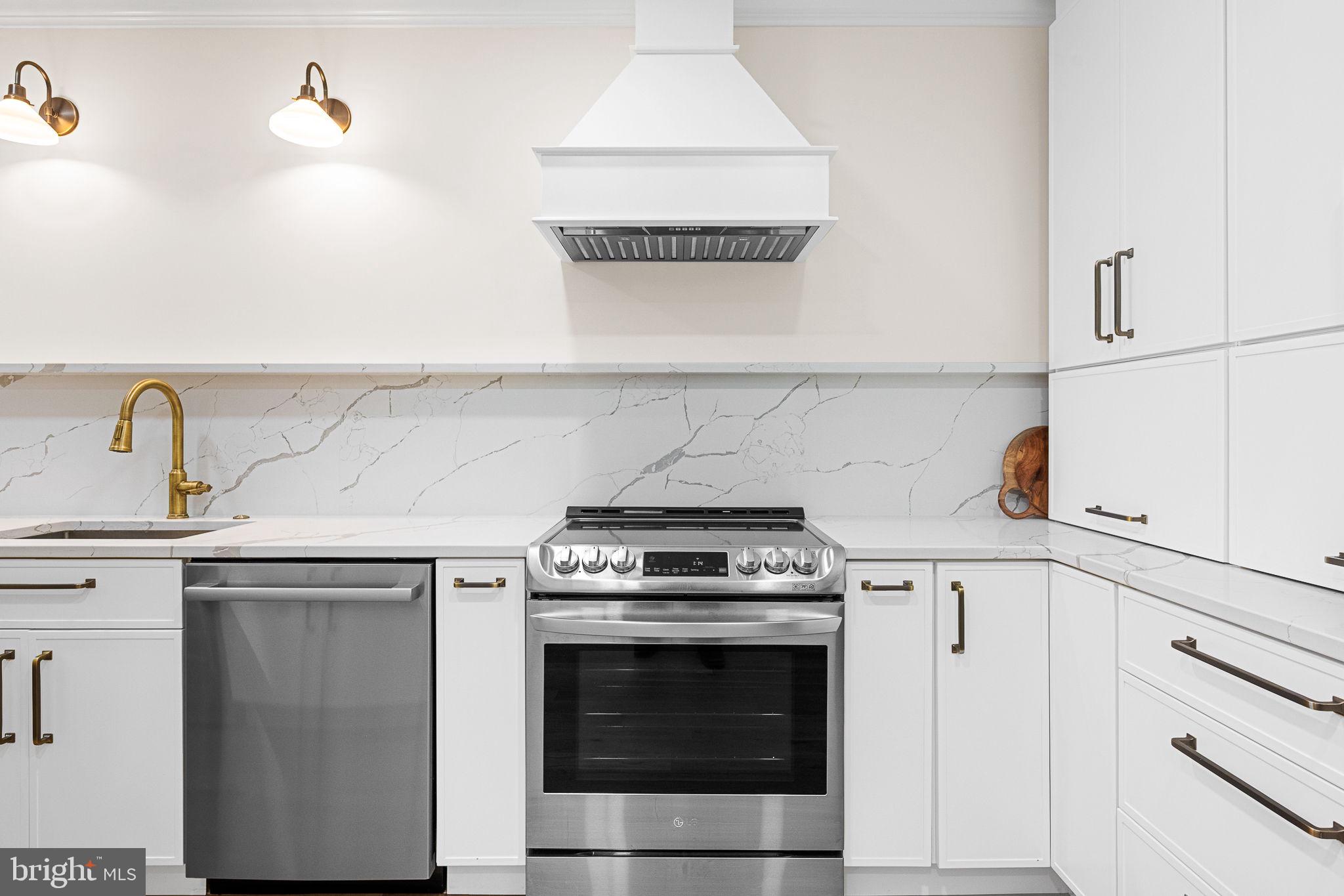 3287 Sutton Place Northwest, Unit D Washington, DC 20016 - Photo 16 of 52 Gourmet Kitchen