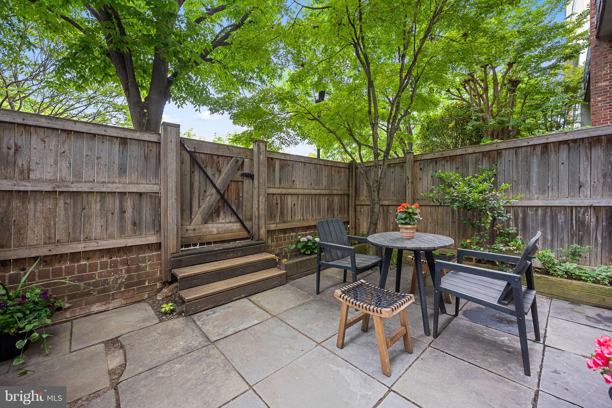 3287 Sutton Place Northwest, Unit D Washington, DC 20016 - Photo 39 of 52 Peaceful Retreat