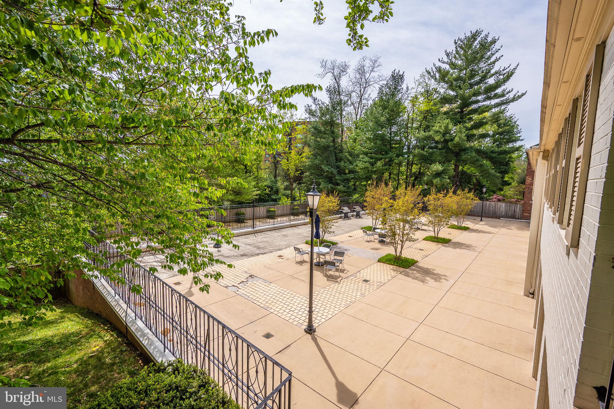 3287 Sutton Place Northwest, Unit D Washington, DC 20016 - Photo 50 of 52