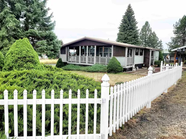 $230,000 | 405 North 2nd Street West, Weippe, ID 83553