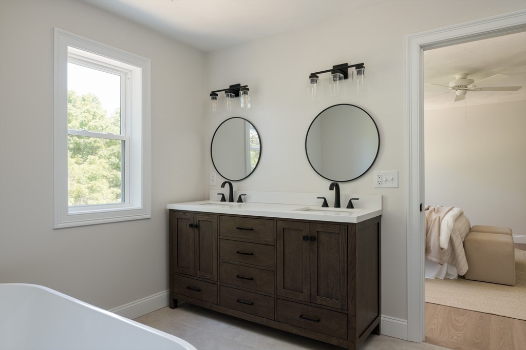 86 High Street, Unit 1 Carver, MA 02330 - Photo 25 of 42