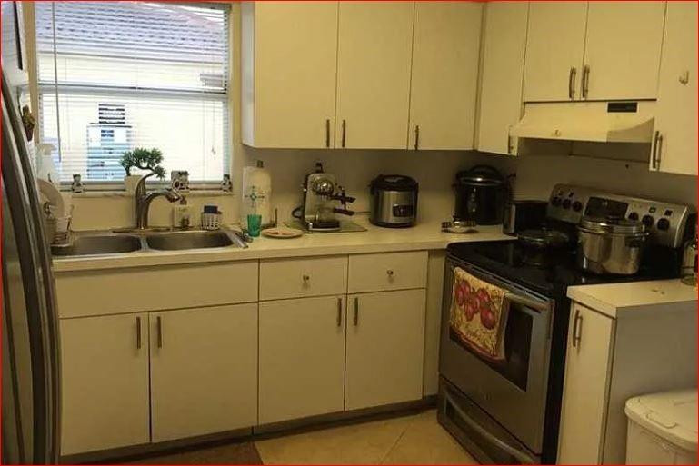 10975 Southwest 72nd Terrace Miami, FL 33173 - Photo 4 of 6 Photo 4