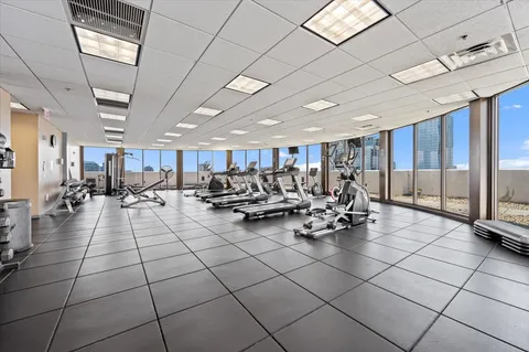 $329,000 | 233 East 13th Street, Unit 508, Chicago, IL 60605