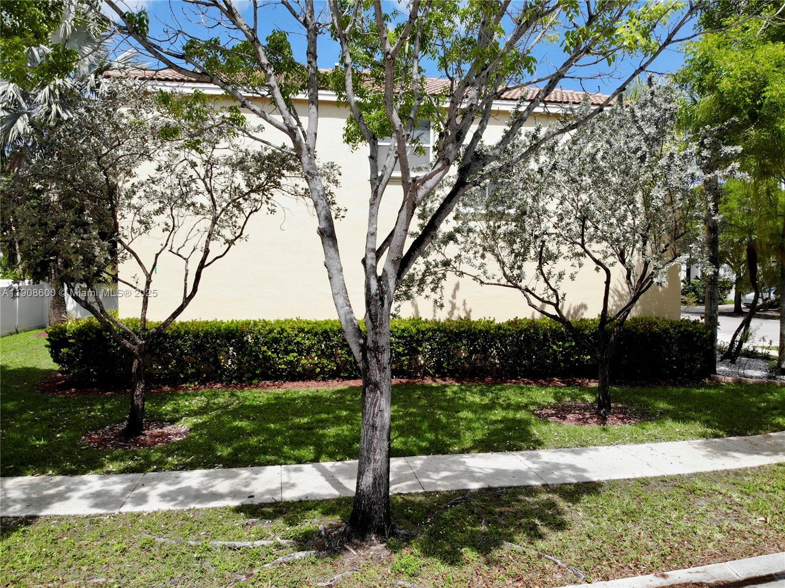 15562 Southwest 50th Court, Unit 15562 Miramar, FL 33027 - Photo 13 of 34