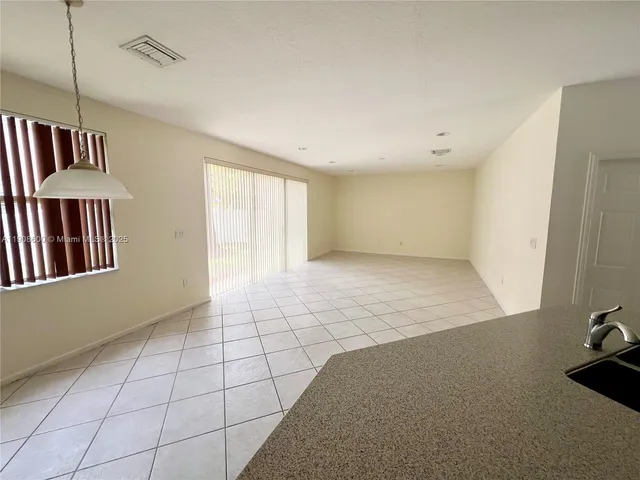 $3,800 | 15562 Southwest 50th Court, Unit 15562, Miramar, FL 33027