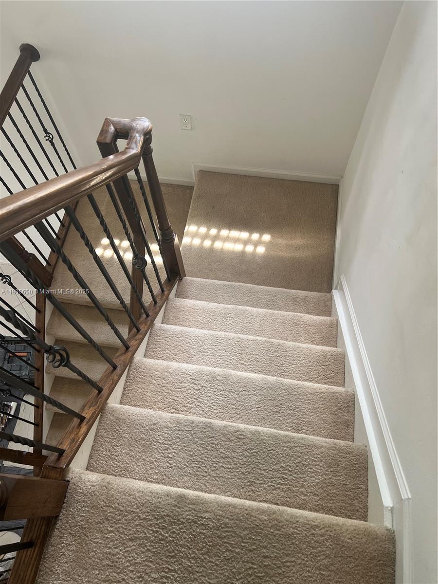 15562 Southwest 50th Court, Unit 15562 Miramar, FL 33027 - Photo 21 of 34 Stairs