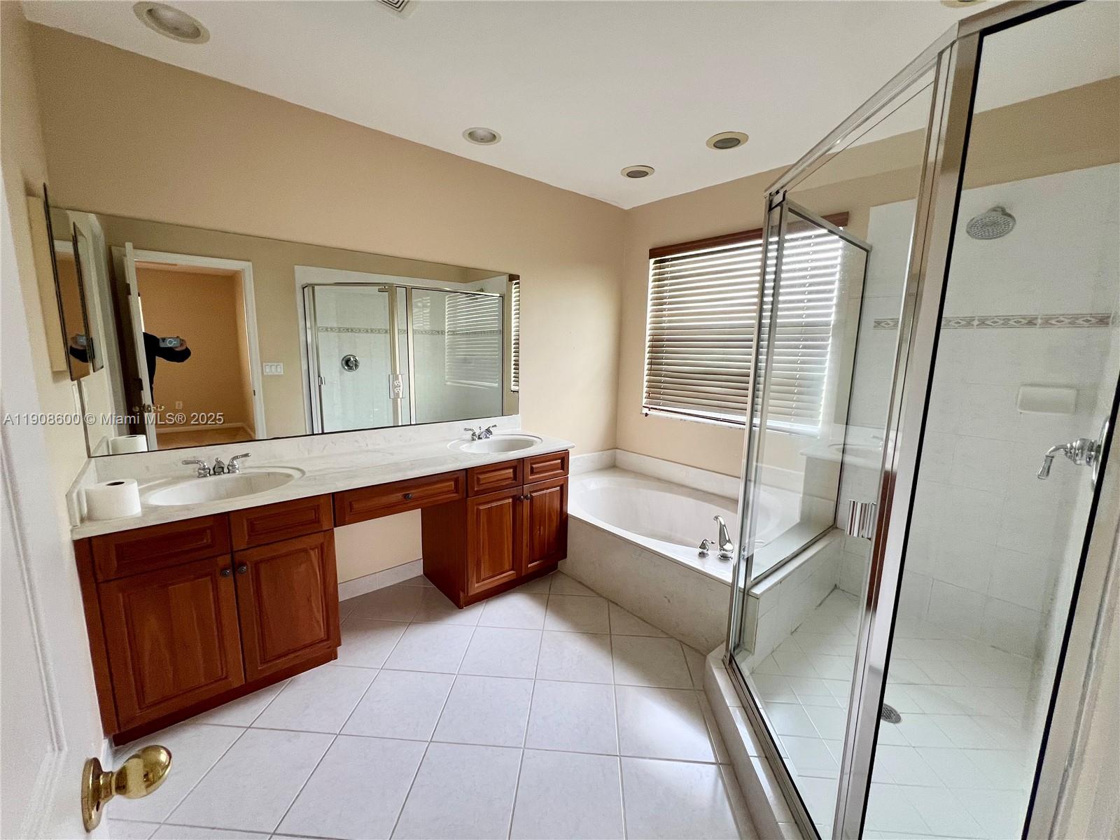 15562 Southwest 50th Court, Unit 15562 Miramar, FL 33027 - Photo 24 of 34