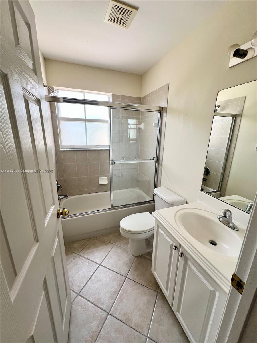 15562 Southwest 50th Court, Unit 15562 Miramar, FL 33027 - Photo 29 of 34