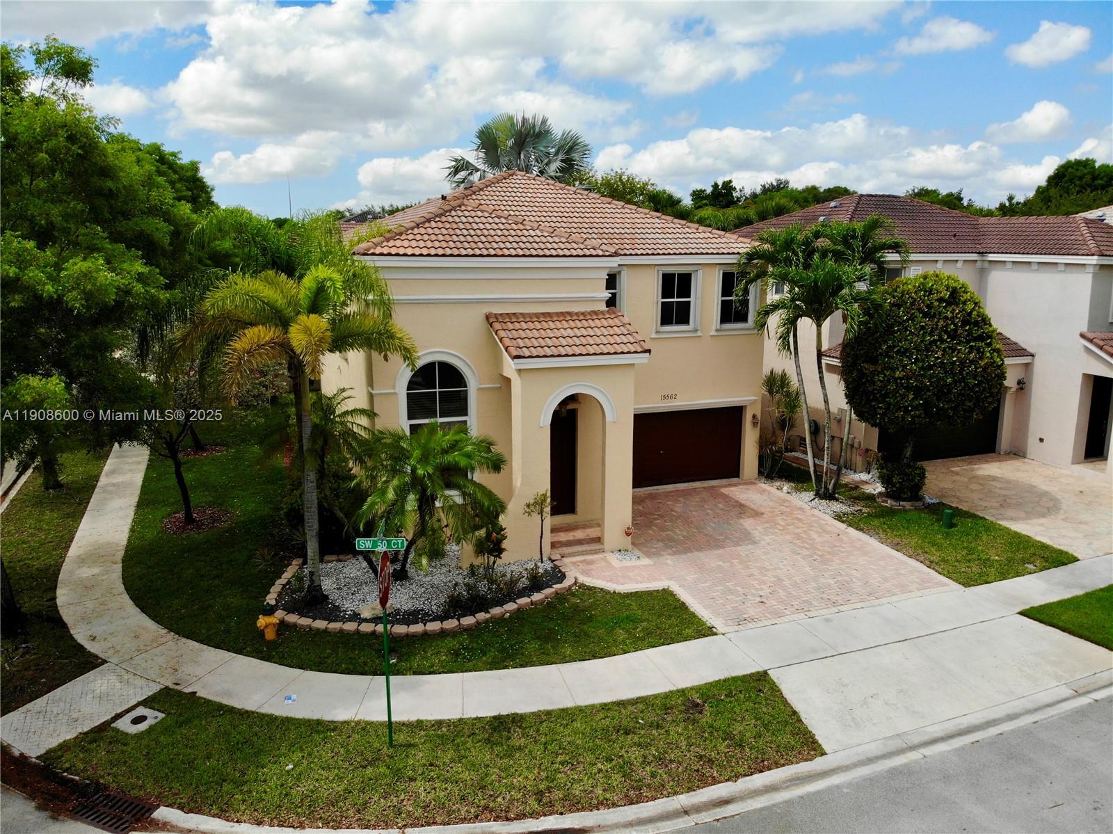 15562 Southwest 50th Court, Unit 15562 Miramar, FL 33027 - Photo 10 of 34