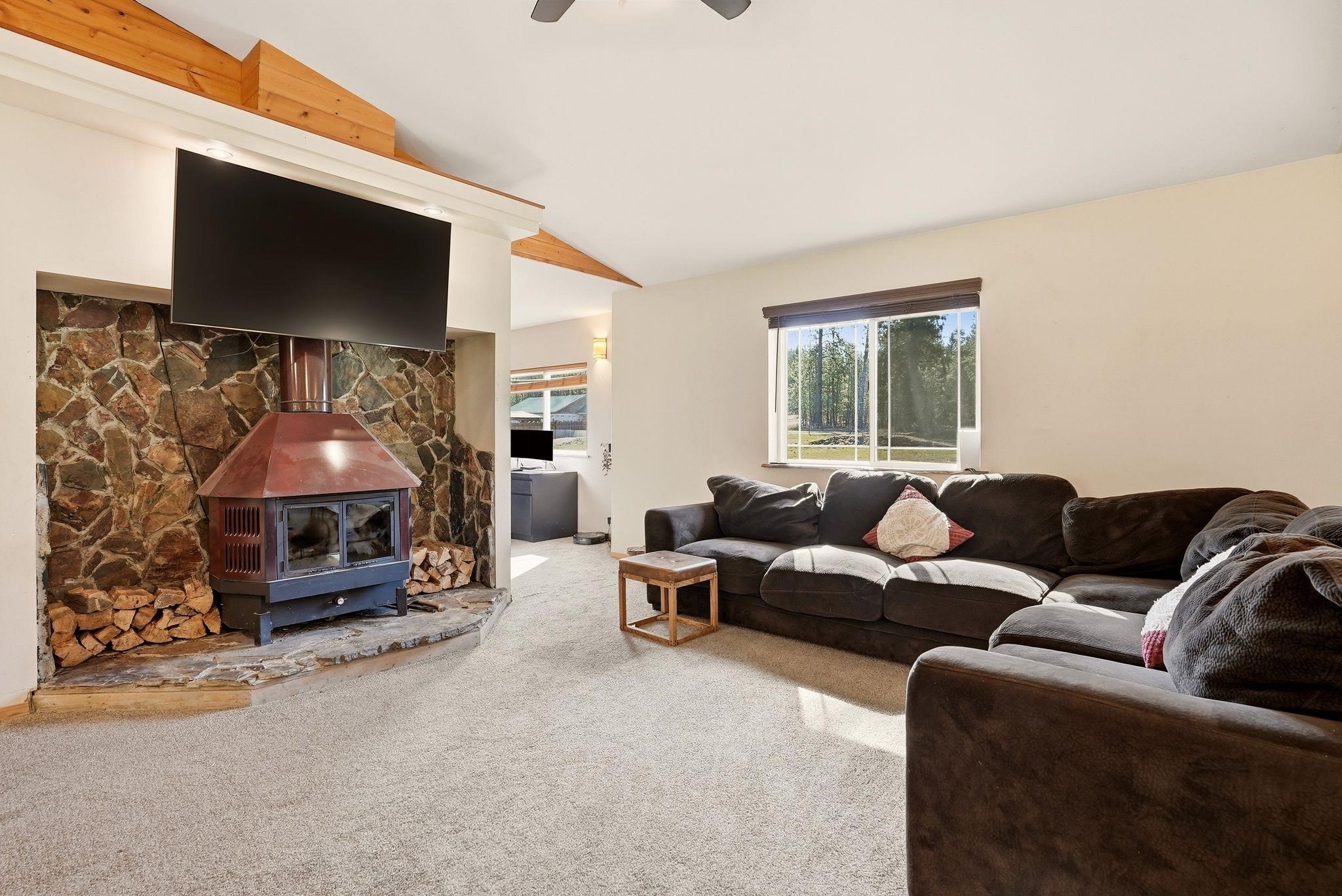 4519 Lime Kiln Way Springdale, WA 99173 - Photo 6 of 41