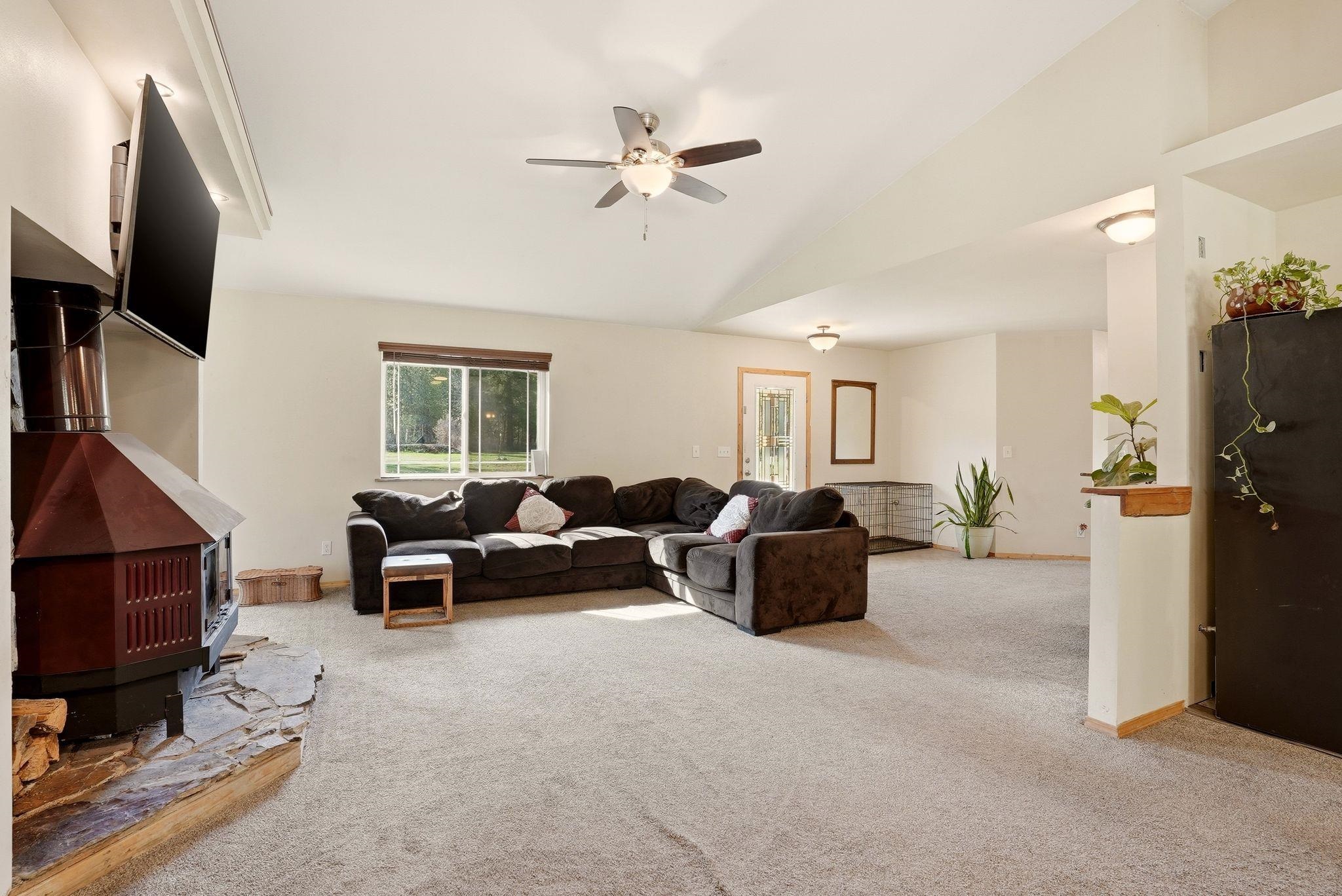 4519 Lime Kiln Way Springdale, WA 99173 - Photo 7 of 41