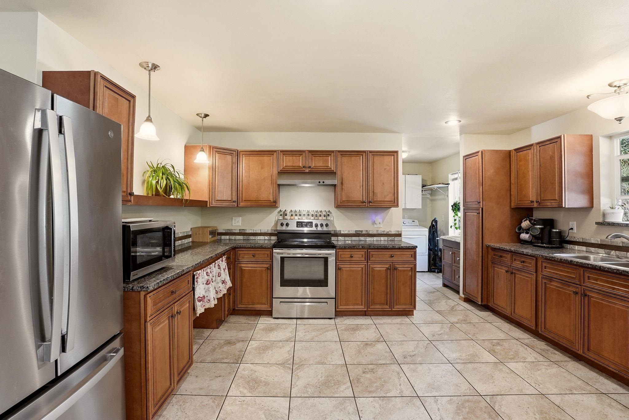 4519 Lime Kiln Way Springdale, WA 99173 - Photo 9 of 41