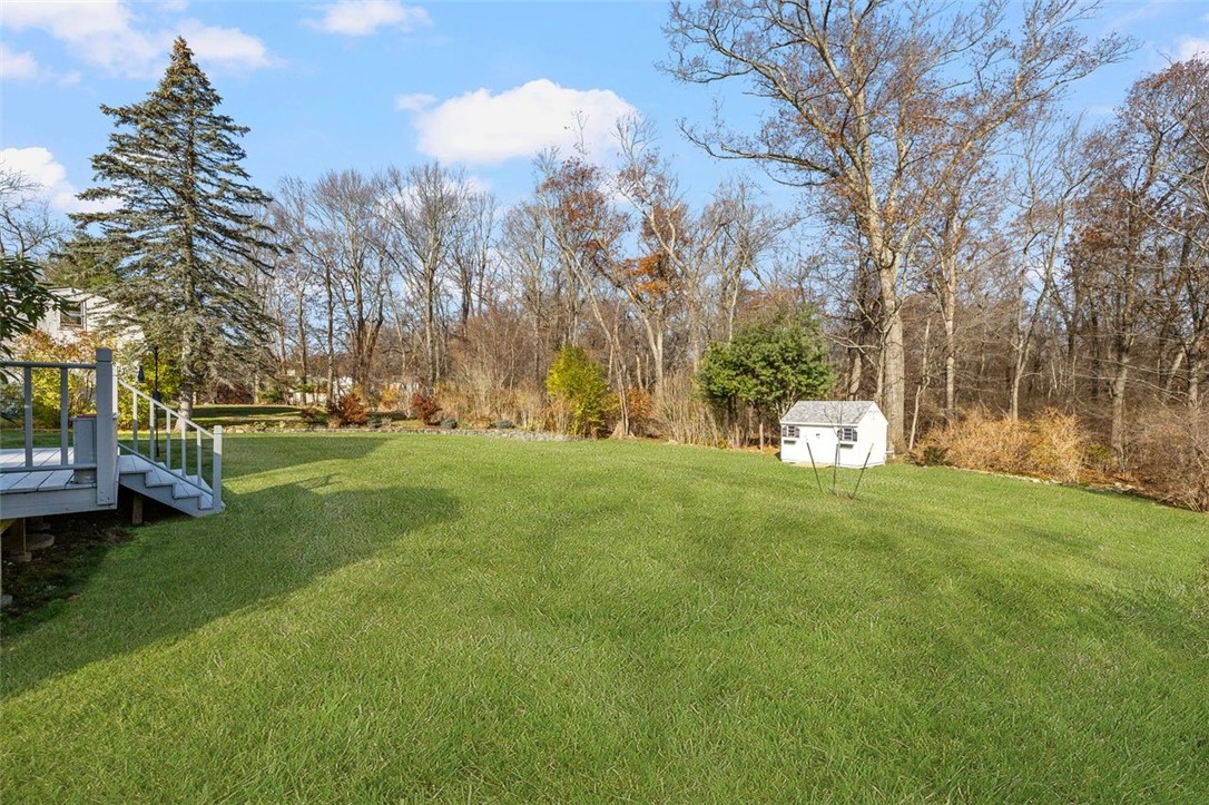 117 Moccasin Trail Cranston, RI 02921 - Photo 33 of 43