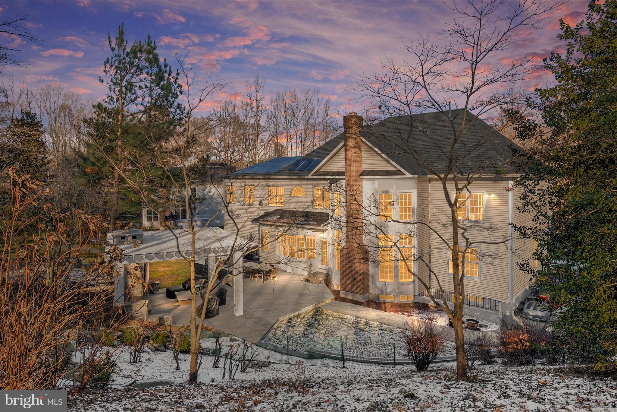 304 Gatsby Place Edgewater, MD 21037 - Photo 2 of 102