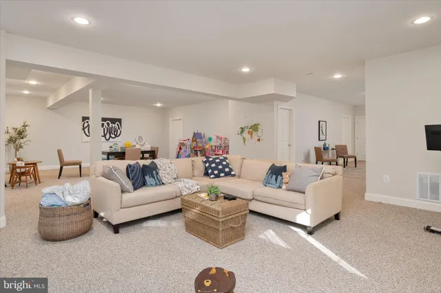 $1,650,000 | 304 Gatsby Place, Edgewater, MD 21037