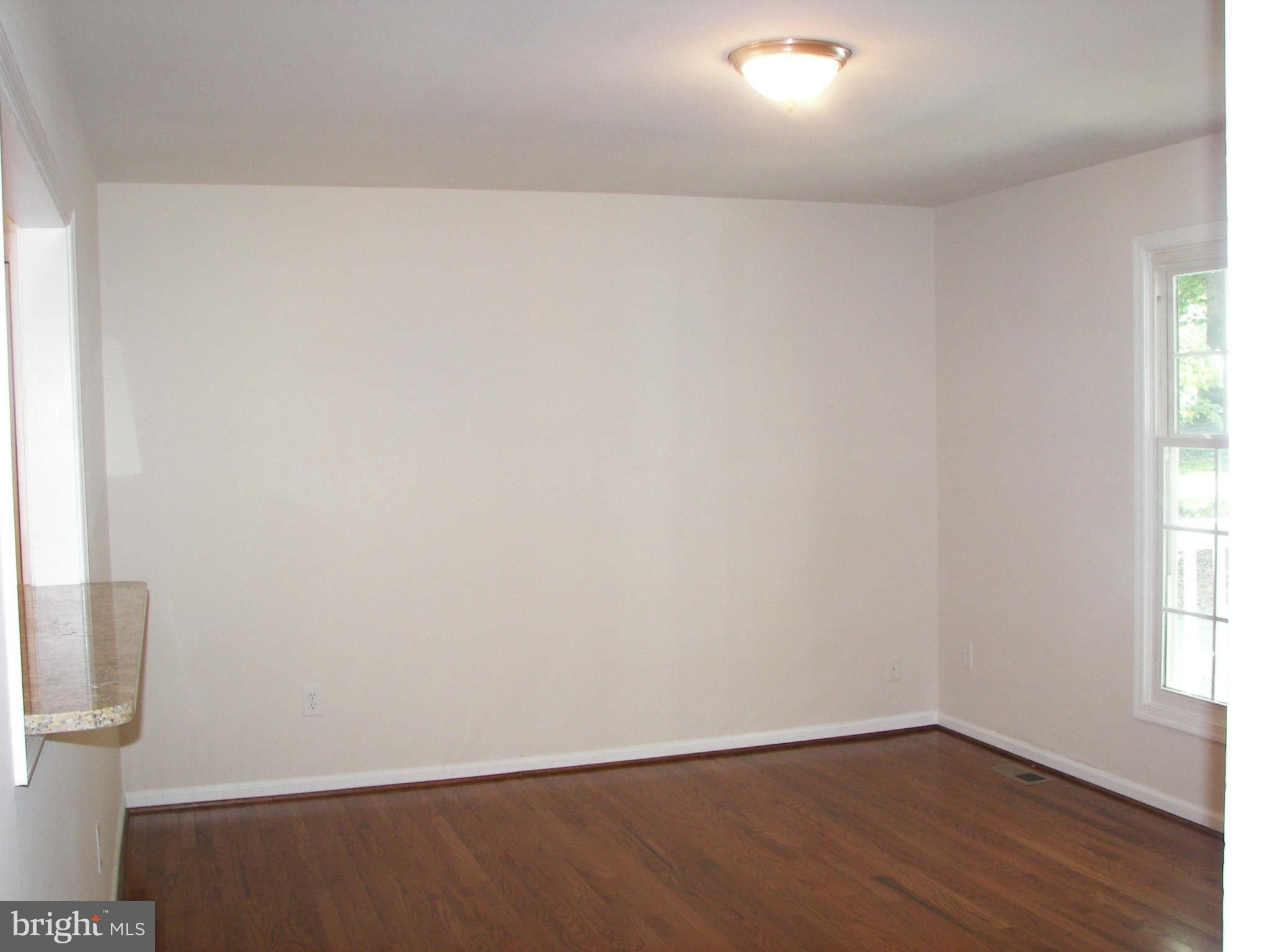 38 Ridge Road Stafford, VA 22556 - Photo 2 of 24 Living Room