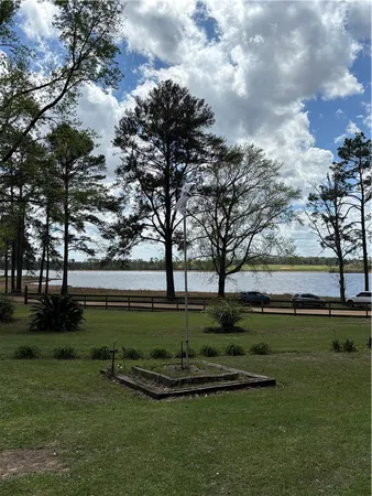 $295,000 | 1565 East Lake Drive, Screven, GA 31560