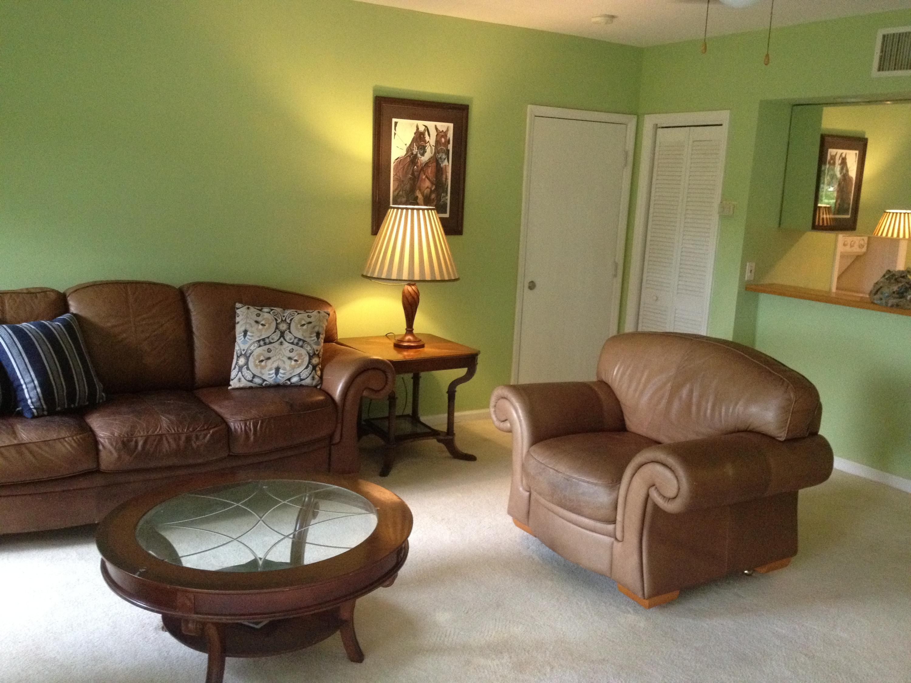 13334 Polo Club Road, Unit 318 Wellington, FL 33414 - Photo 3 of 3 living room