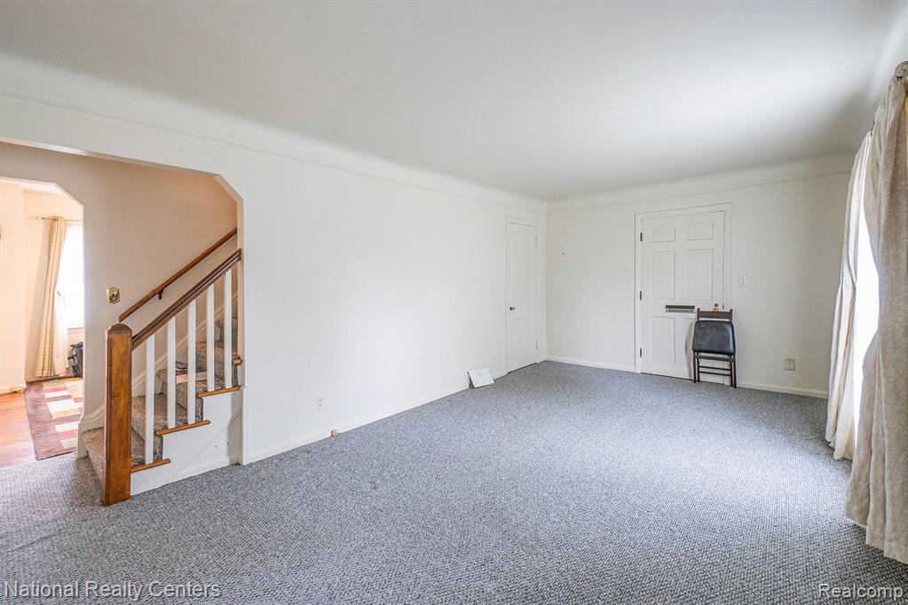402 Alter Road Detroit, MI 48215 - Photo 9 of 22