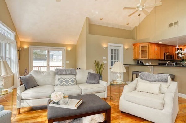 51 MacArthur Road Natick, MA 01760 - Photo 6 of 32 Gallery Image 6