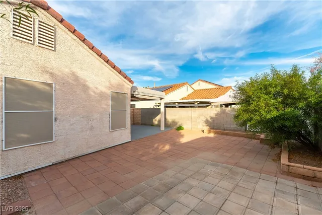 $1,795 | 701 Red Bark Lane, Henderson, NV 89011