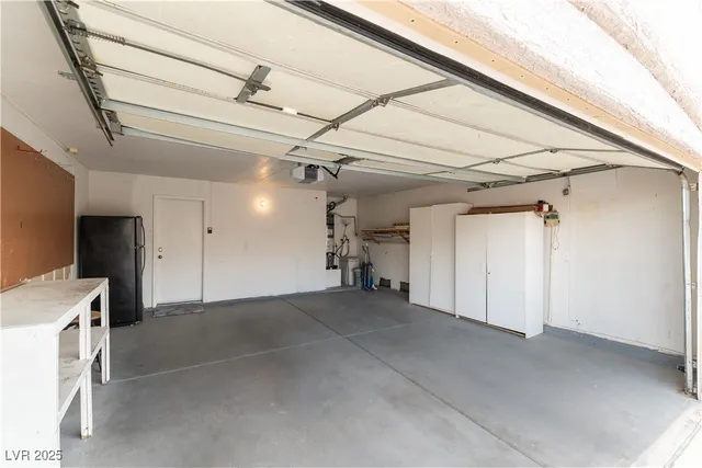 $1,795 | 701 Red Bark Lane, Henderson, NV 89011